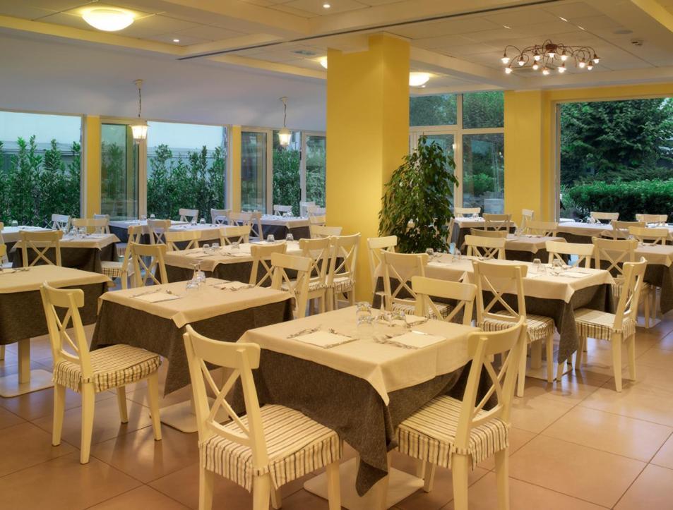 Beyou Hotel Villa Rosa Riccione Luaran gambar