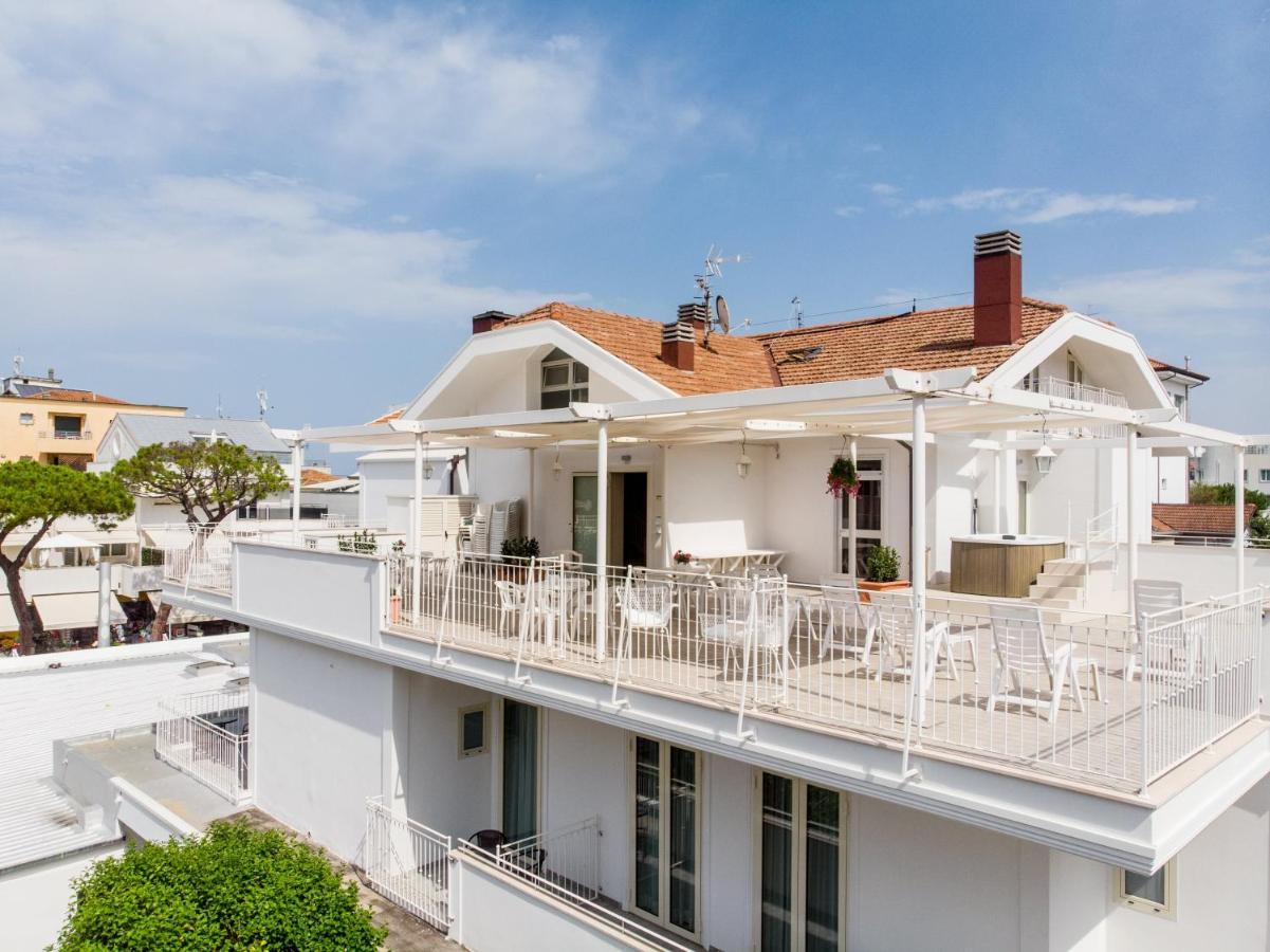 Beyou Hotel Villa Rosa Riccione Luaran gambar