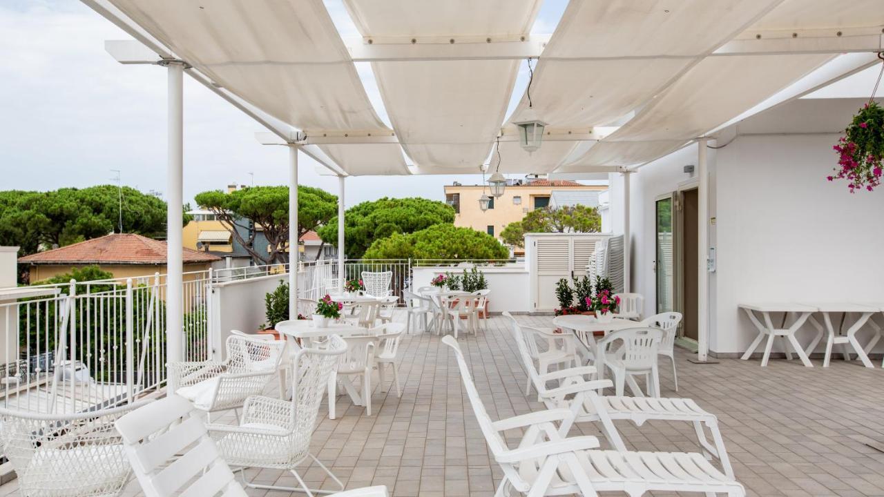 Beyou Hotel Villa Rosa Riccione Luaran gambar