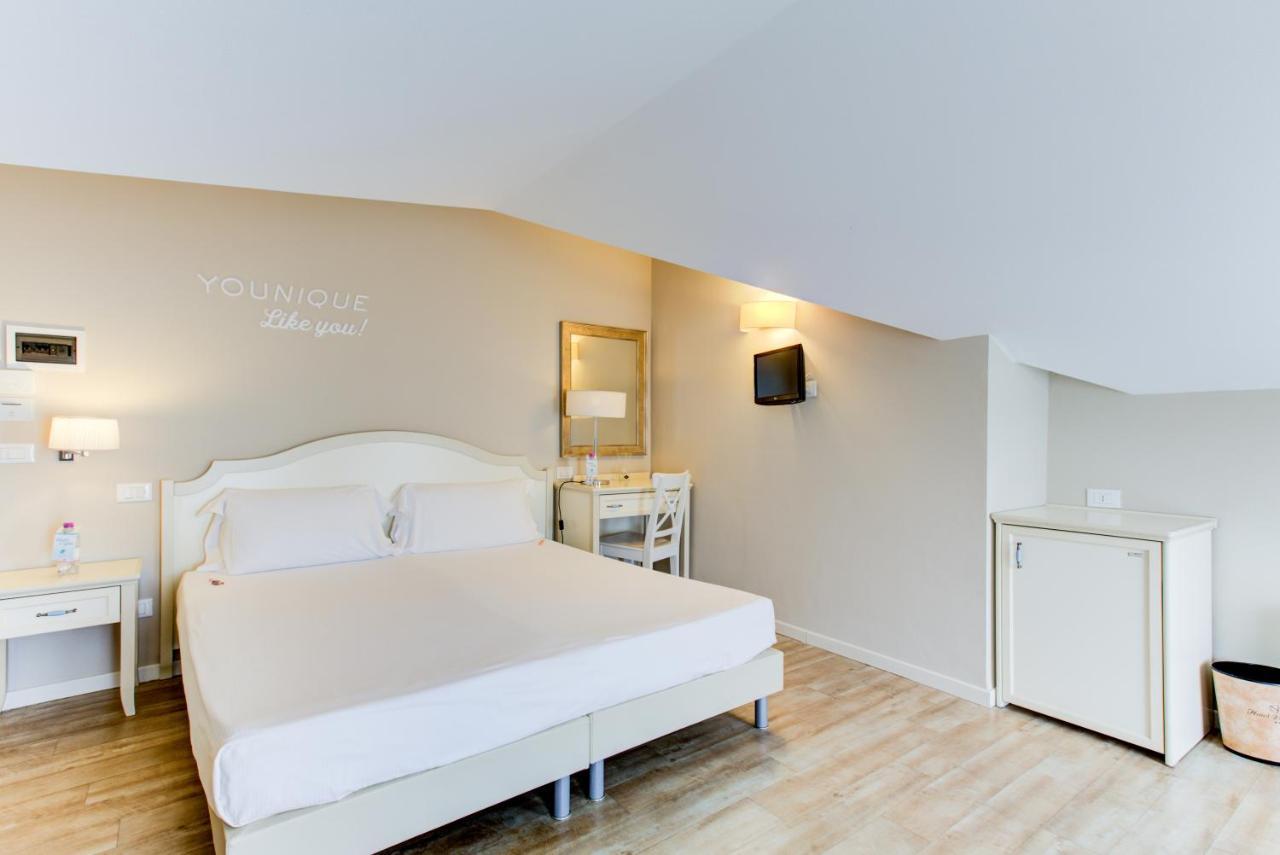 Beyou Hotel Villa Rosa Riccione Luaran gambar