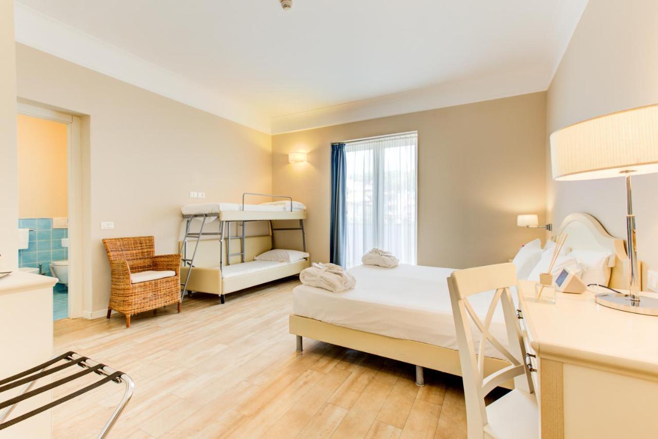 Beyou Hotel Villa Rosa Riccione Luaran gambar