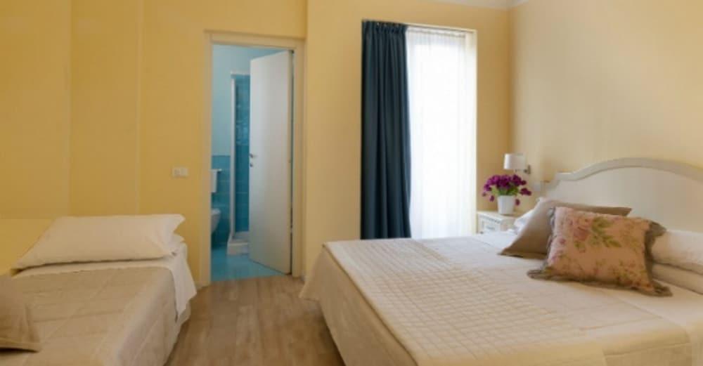 Beyou Hotel Villa Rosa Riccione Luaran gambar