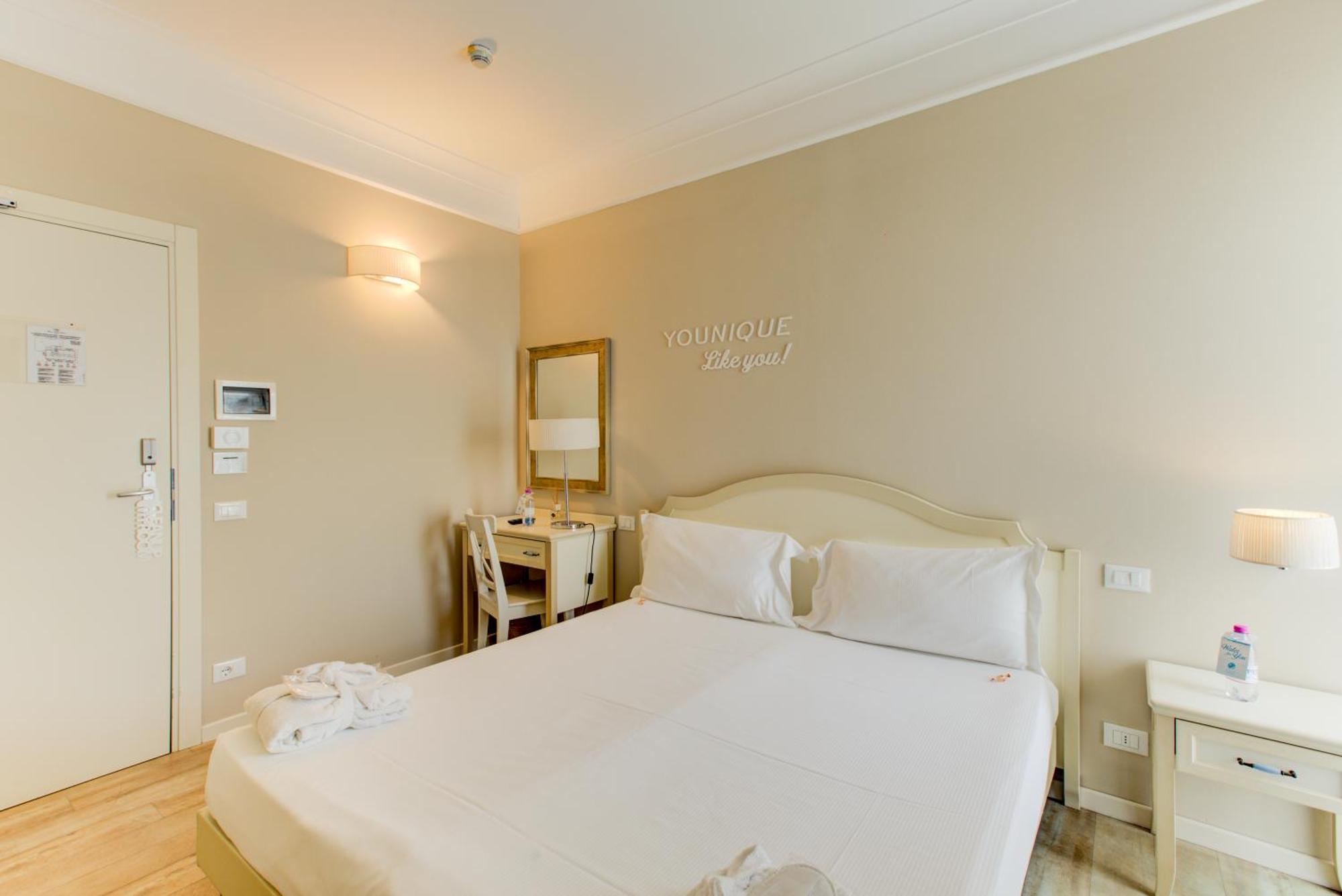 Beyou Hotel Villa Rosa Riccione Bilik gambar